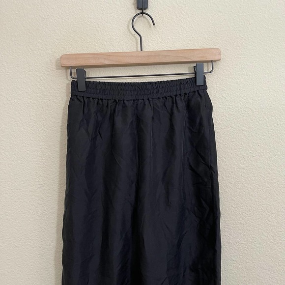 & Other Stories Silk Tapered Elastic Waist Relaxed Pull-On Trouser Pants Black 0 - Picture 4 of 11